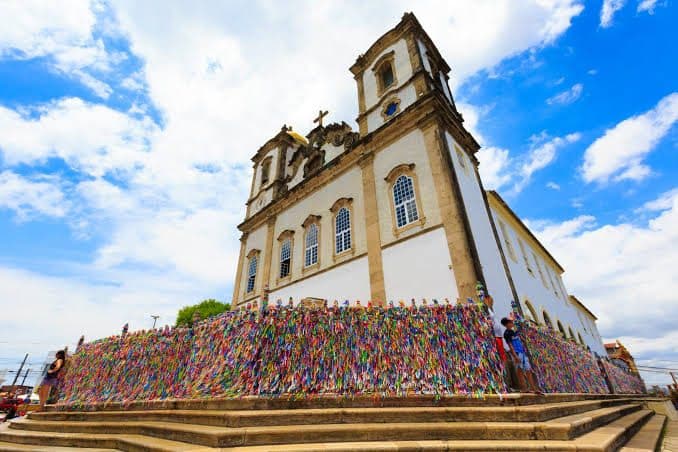 Capoeira, candomblé e carnaval: a cultura viva de Salvador
